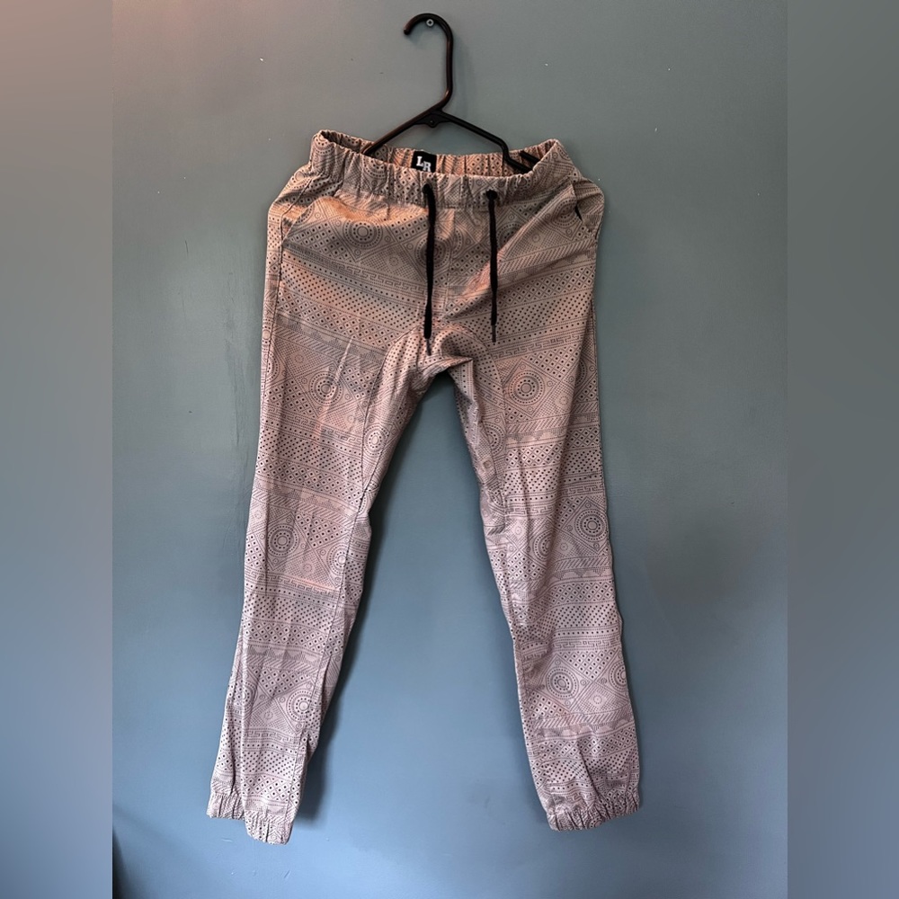 LR Scoop•khaki w/Aztec printed•Boy’s jogger•size 14 pants 👖